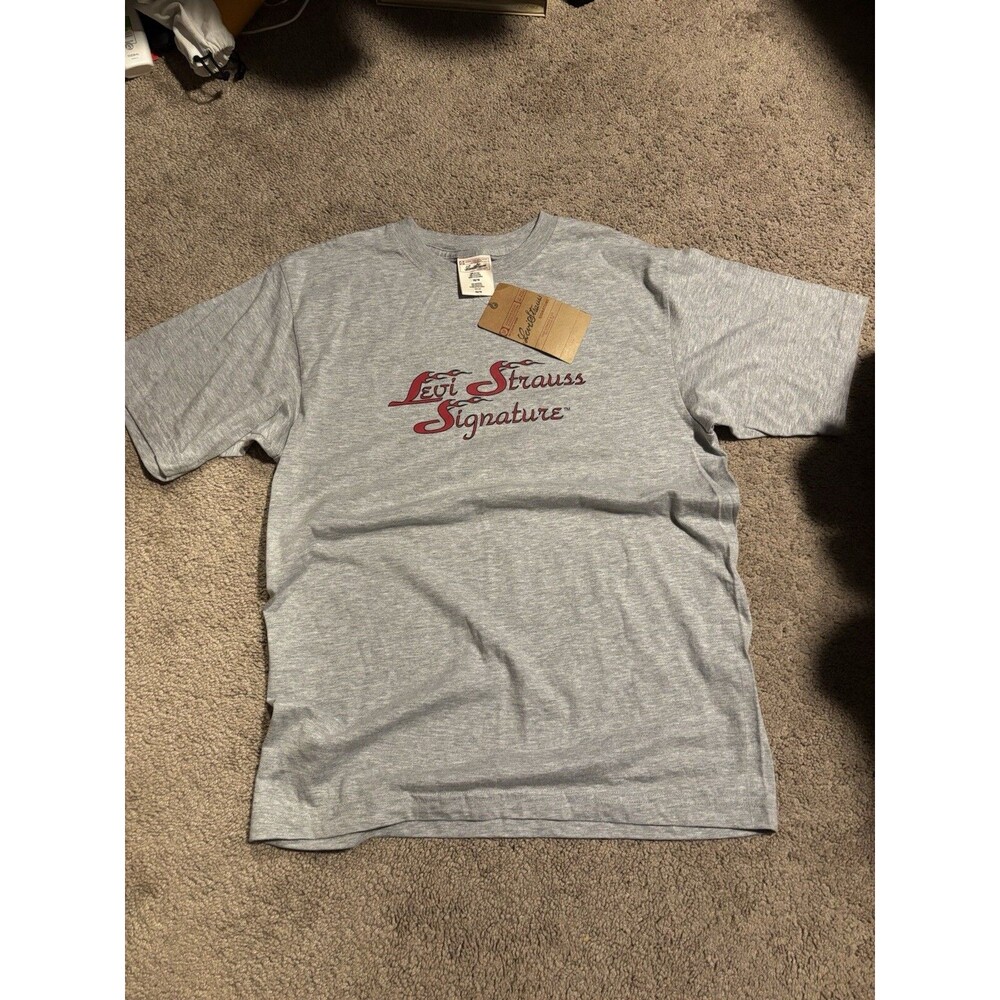 Deadstock NWT Y2K 2004? Levi Strauss Signature Flame Graphic Tee Women’s Large